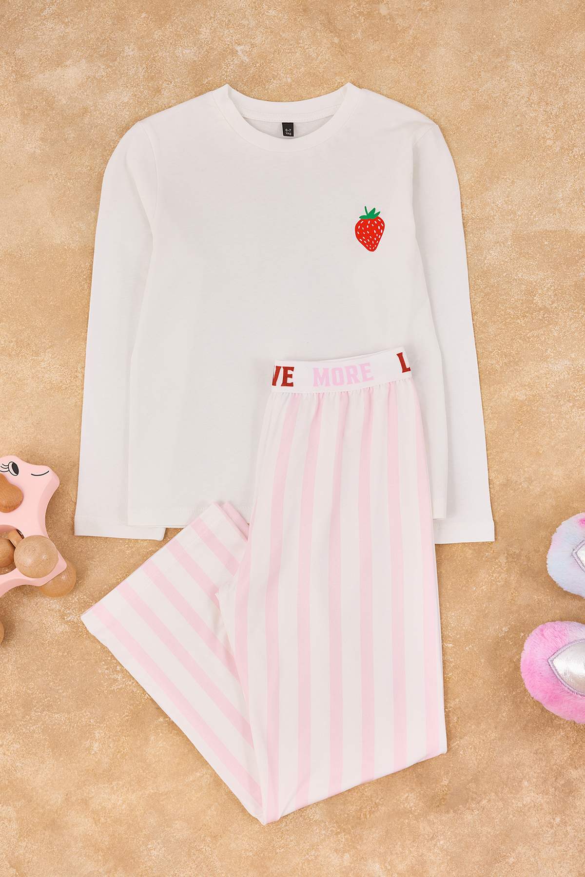 Girls' Yellow Printed Pyjama Set