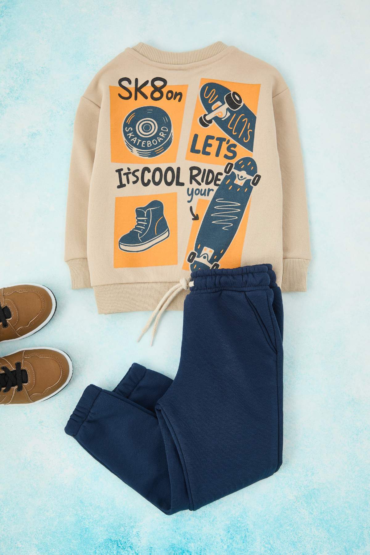 Boys' Red Printed Two-Piece Set