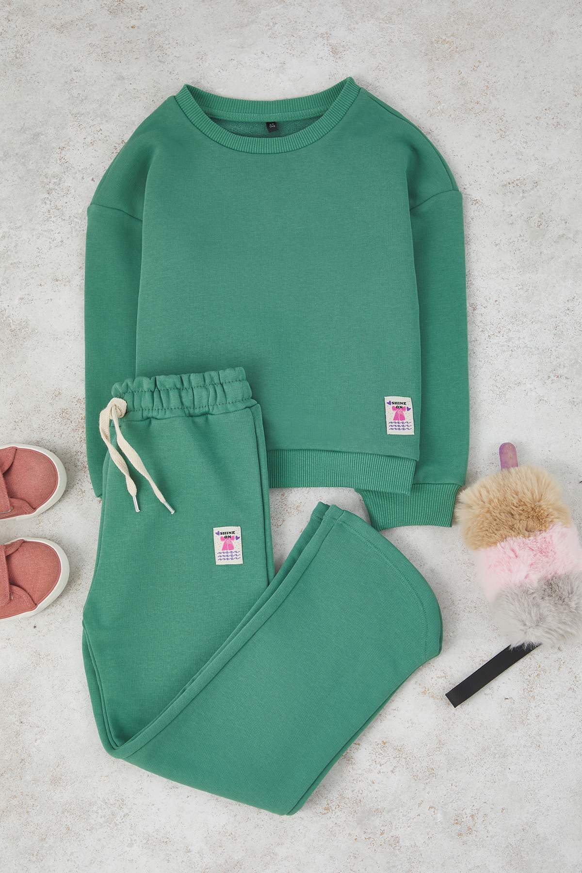 Girls' Green Basic Sweatshirt & Jogger Set
