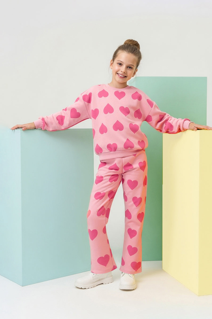 Girls' Pink Heart-Print Thick Sweatshirt & Trousers Set