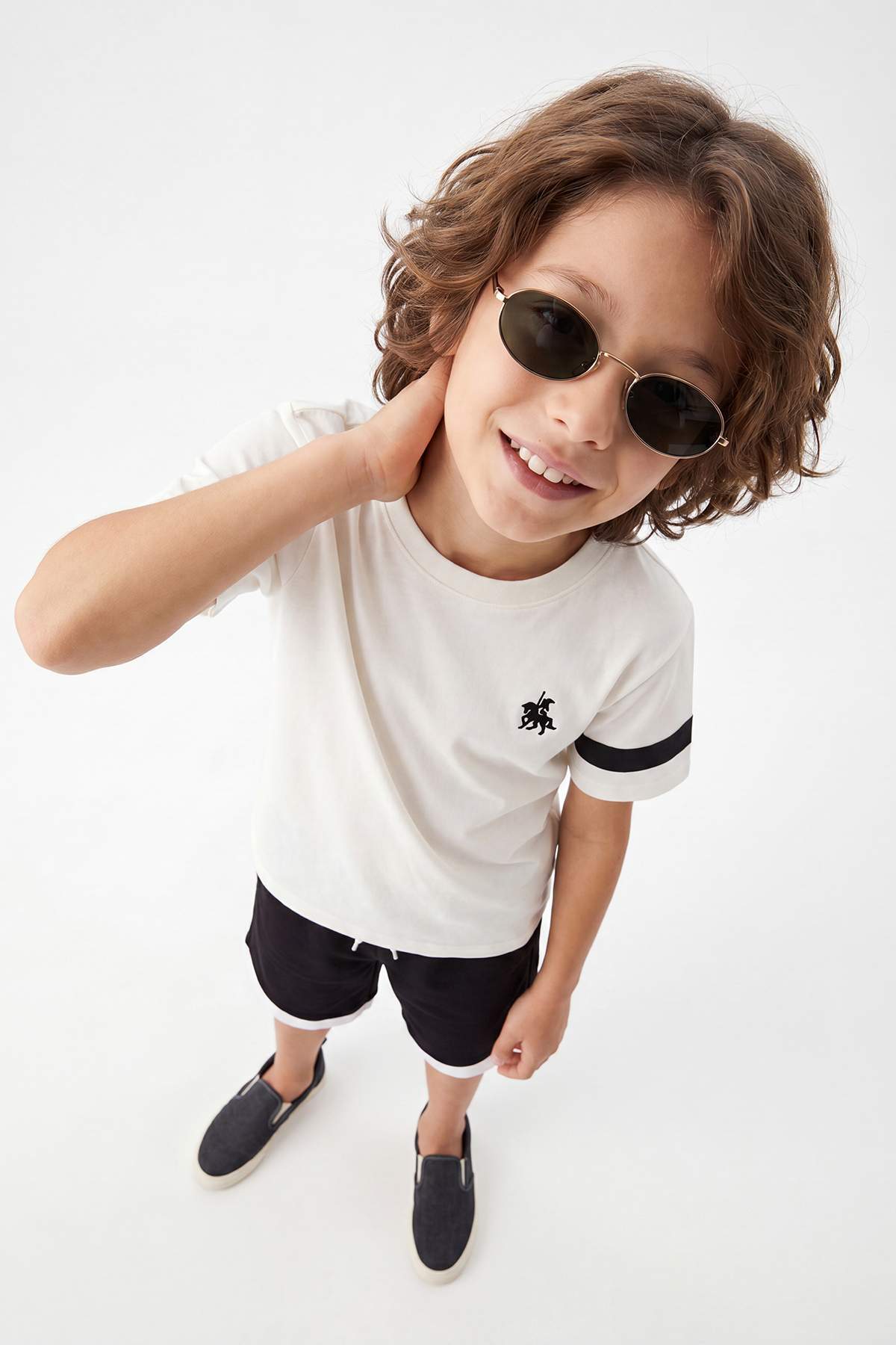 Boys' Embroidered T-Shirt & Shorts Set