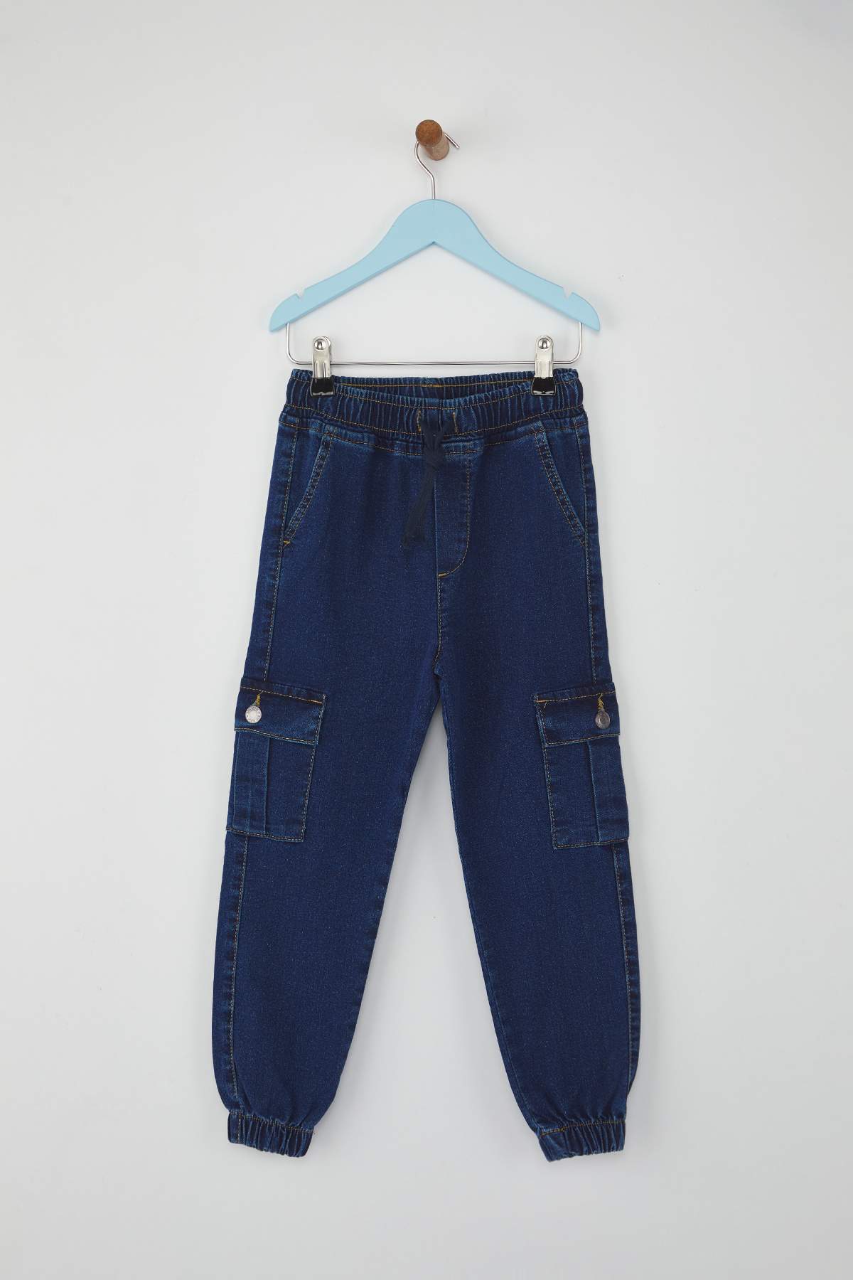جينز بخصر مطاطي أزرق داكن للأولاد