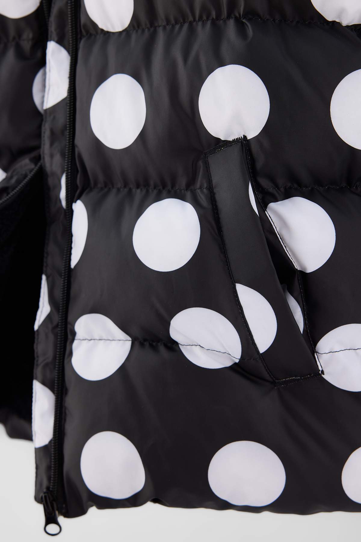 Girls' Black Polka-Dot Fleece-Lined Hooded Puffer Coat