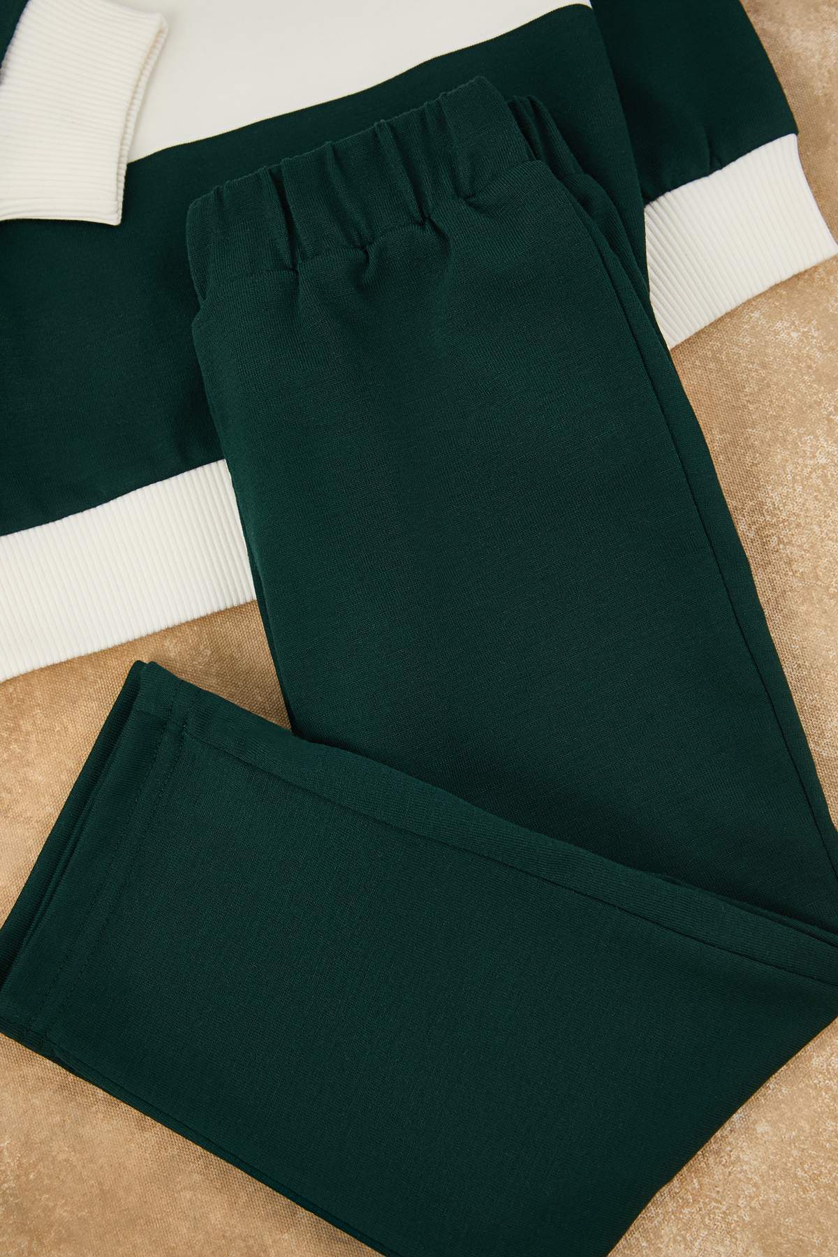 Boys' Green Embroidered Lightweight Sweatshirt & Jogger Set