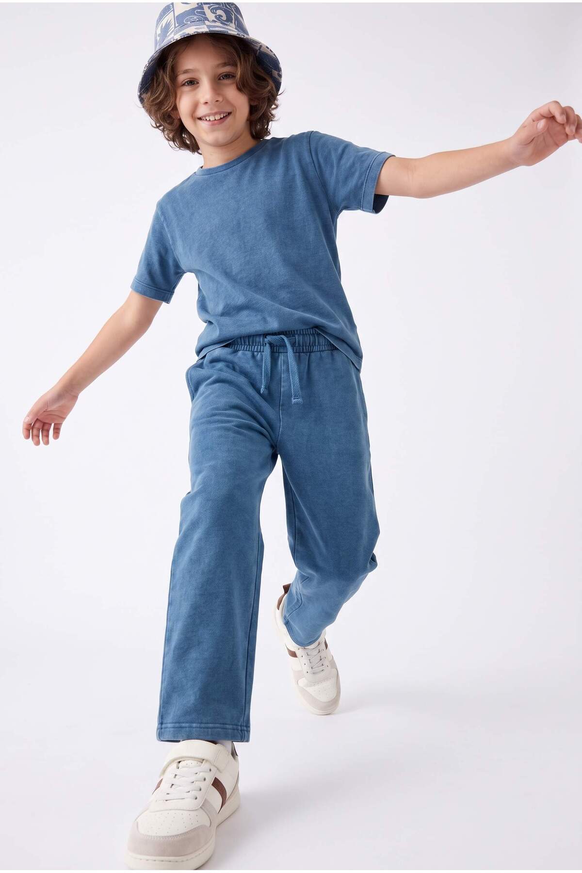 Boys' Washed T-Shirt & Trousers Set