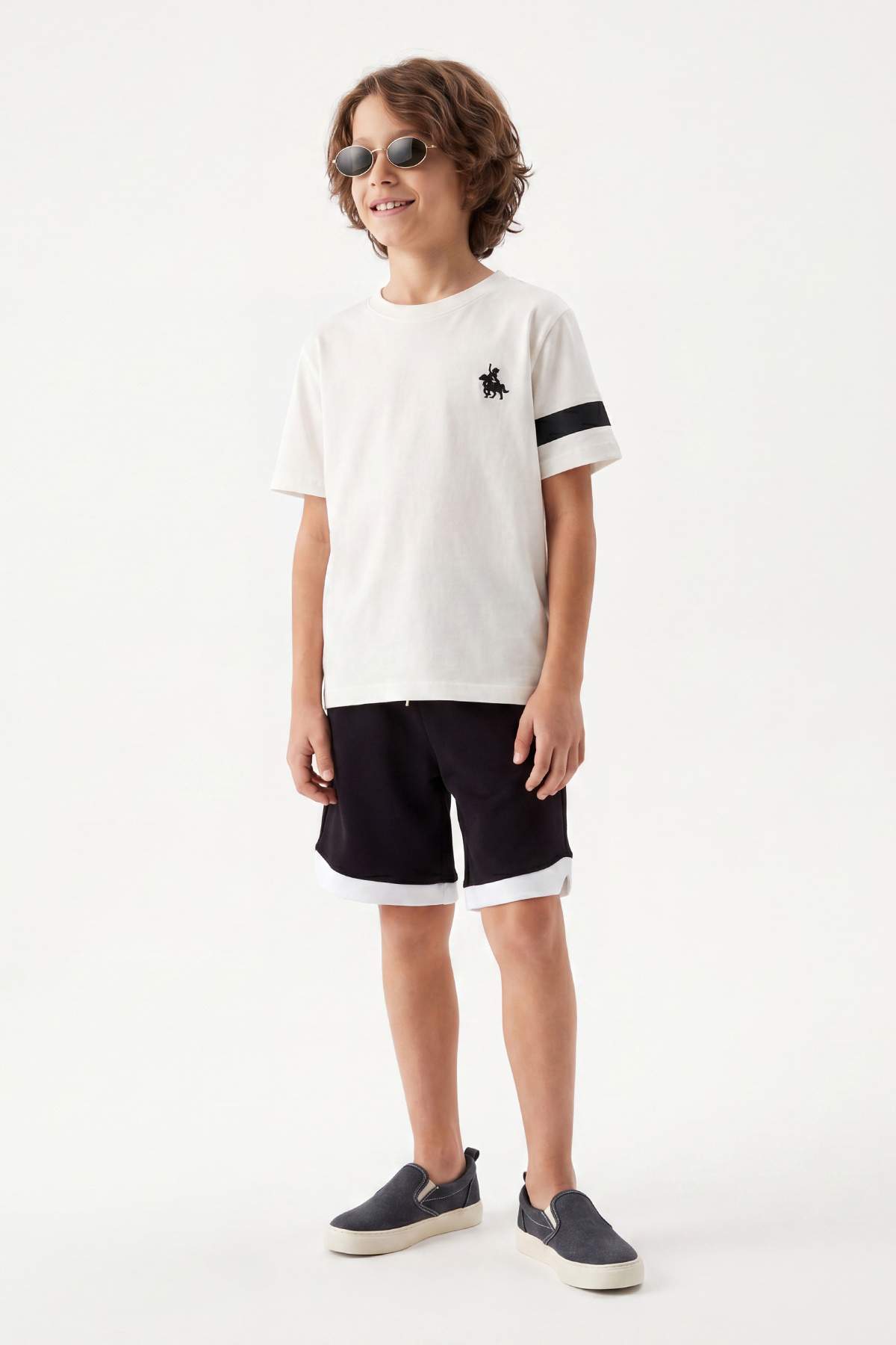 Boys' Embroidered T-Shirt & Shorts Set