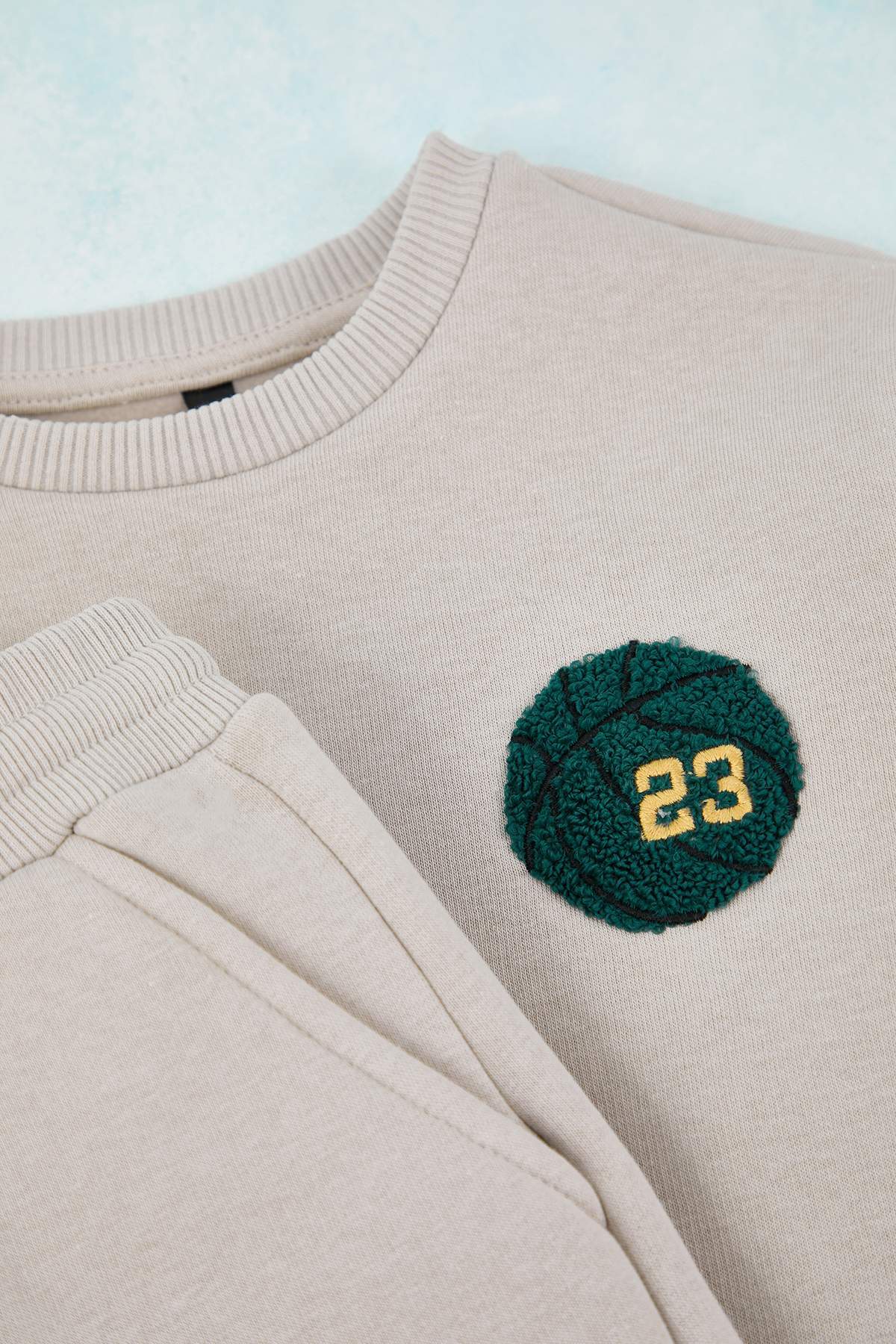 Boys' Beige Fleece-Lined Sweatshirt & Jogger Set