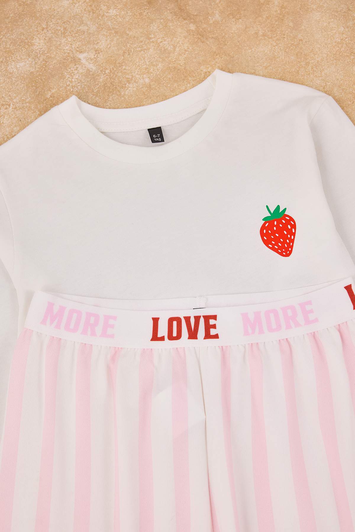 Girls' Yellow Printed Pyjama Set