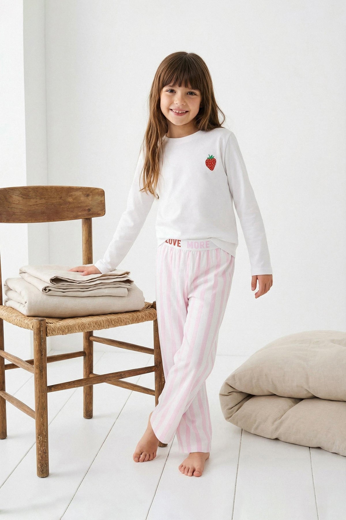 Girls' Yellow Printed Pyjama Set