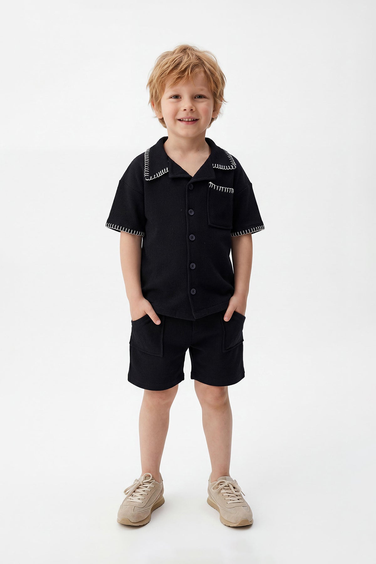 Boys' Black Plain Two-Piece Set