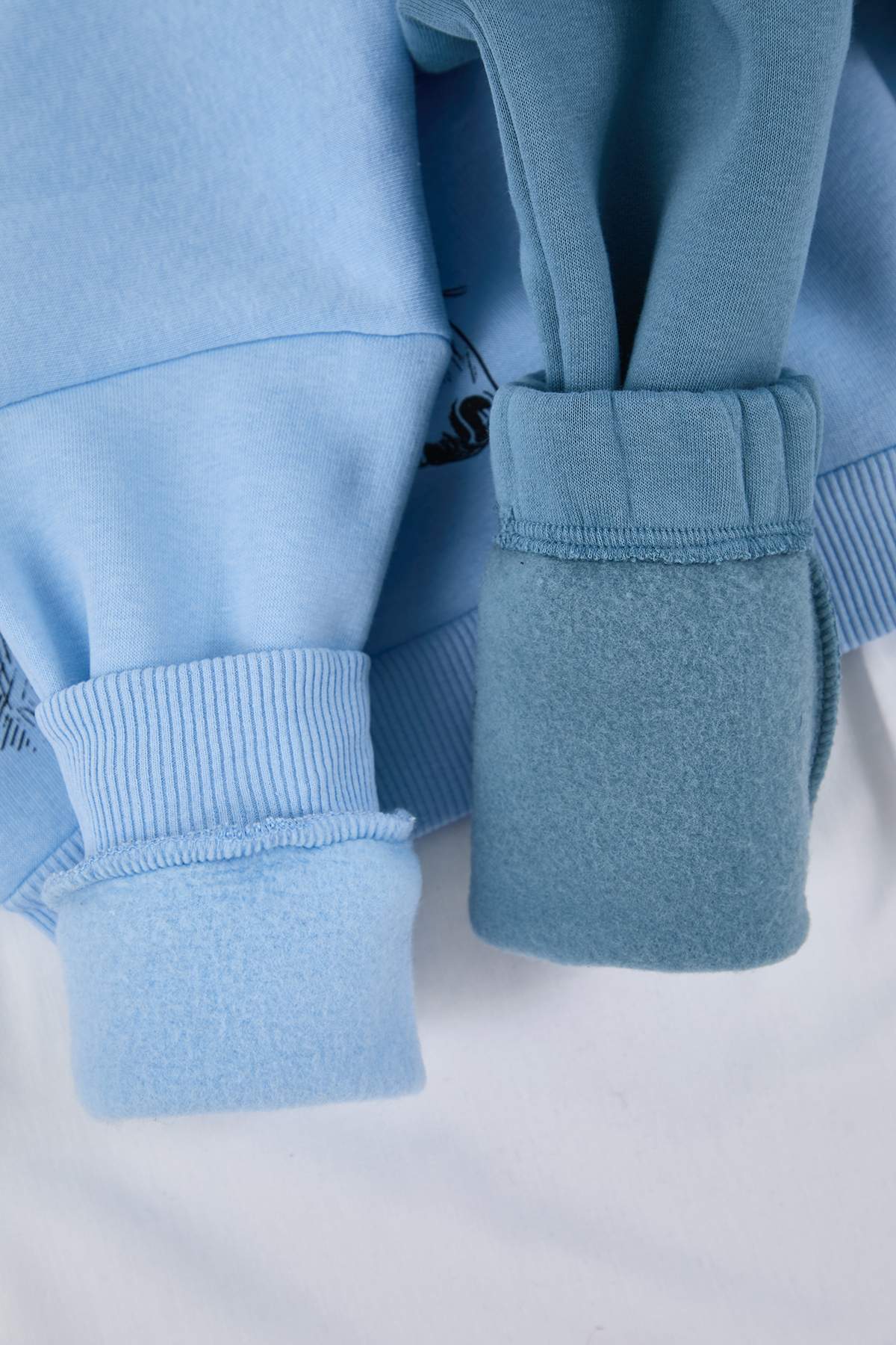 Boys' Blue Horse-Print Fleece-Lined Two-Piece Set